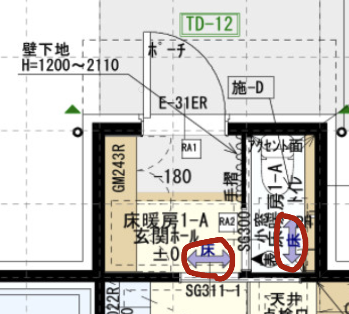 玄関とトイレで床の貼り方向を変えた図面